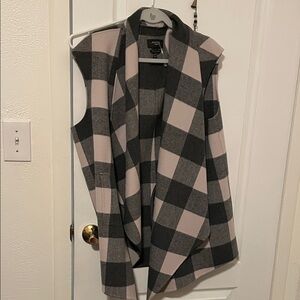 Weekend Max Mara Plaid Sleeveless Vest